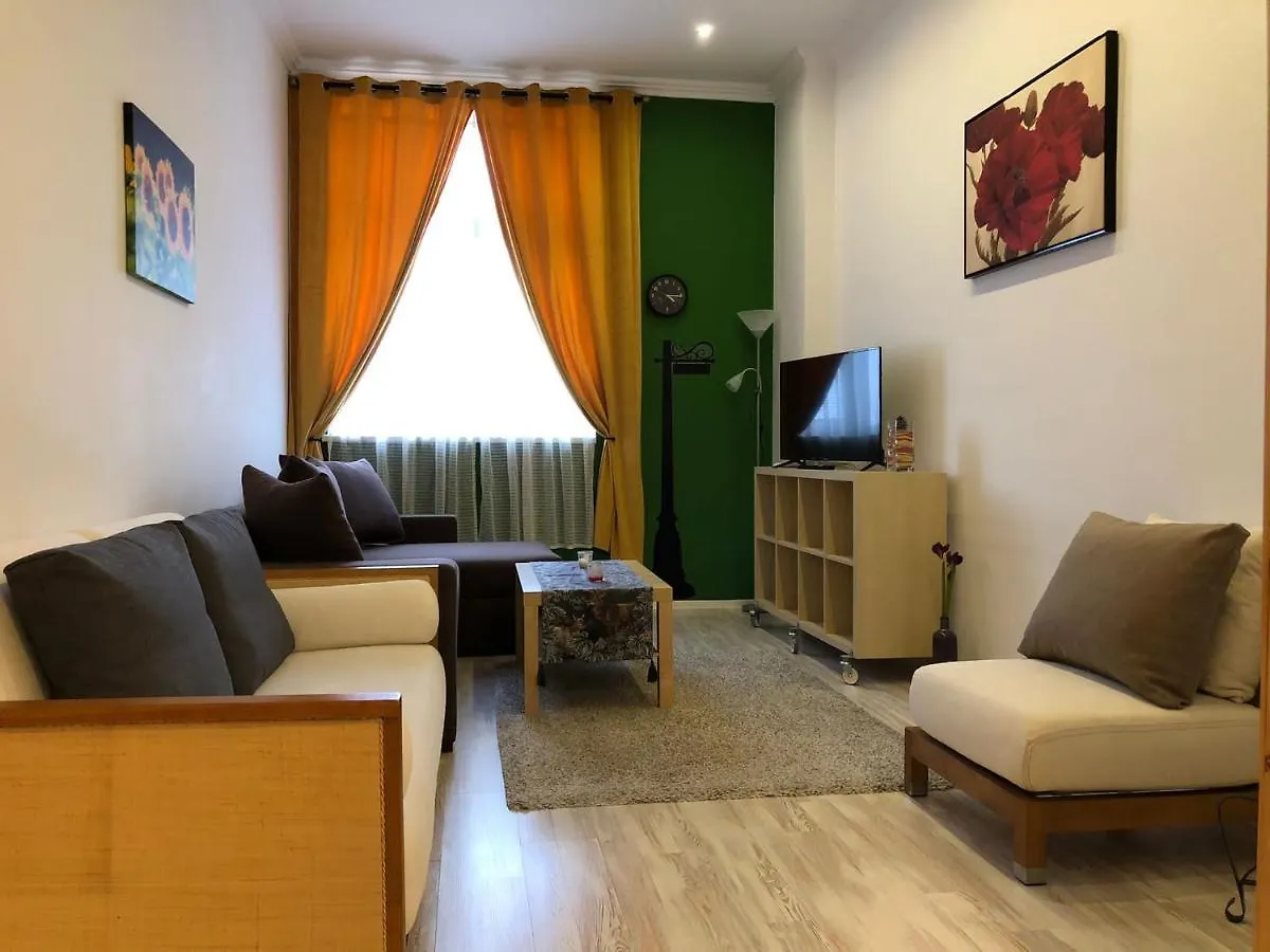 Yamalux Apartments - Lakeside Apartment - Ringrand Residence Boekarest Roemenië